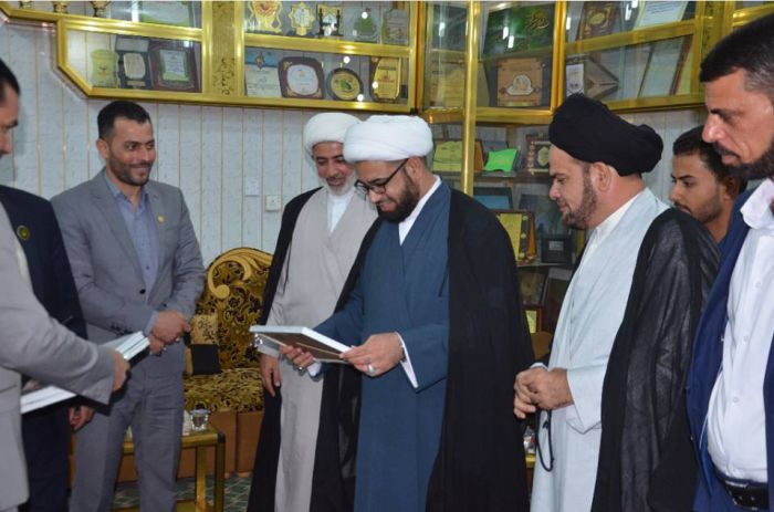 هنأ الامين الخاص لمرقد العلوية الطاهرة شريفة بنت الامام الحسن المجتبى (عليهما السلام) سماحة الشيخ رؤوف الفتلاوي (دام توفيقة) سماحة السيد علاء المدني ب