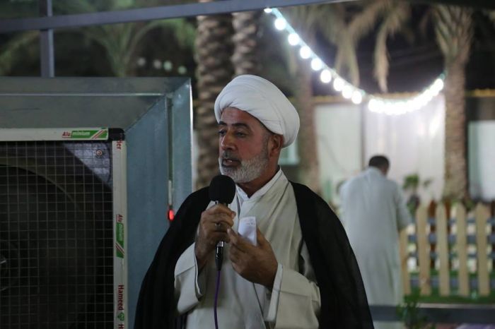 صلاة الجماعة العِبادية في الصحن الشريف لمرقد العلوية شريفة بنت الإمامُ الحَسن المُجتبى (عليهما السلام )