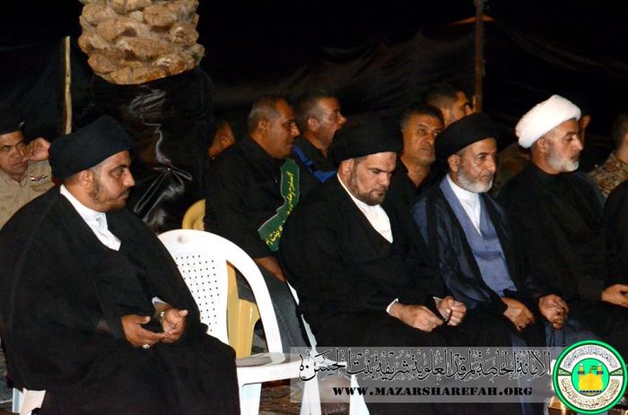 الراية الحسينية ترتفع في حرم السيدة شريفة سلام الله عليها