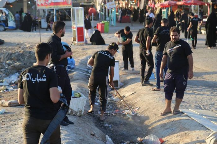 تشرف متطوعون من قضاء الكفل بخدمة سيدة الشفاء وطبيبة الفقرآء العلوية الطاهرة شريفة بنت الإمام الحسن المجتبى (عليهما السلام )