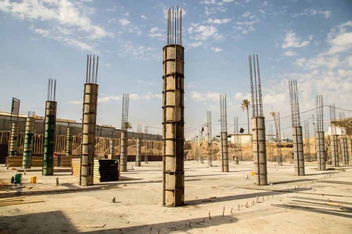 بتوفيق من الله تعالى تم تسليح اعمدة السرداب