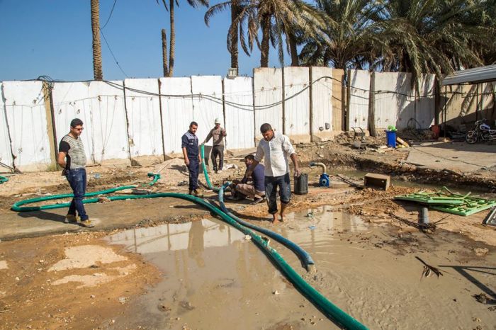 جانب من أعمال شعبتي الصيانة والهندسية في مرقد العلوية الطاهرة السيدة شريفة بنت الإمام الحسن المجتبى(عليهما السلام)