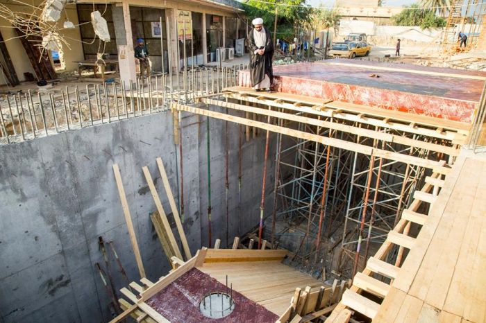 المباشرة بتسليح سطح سرداب السيدة نرجس (عليها السلام) في حرم السيدة شريفة (سلام الله عليها)