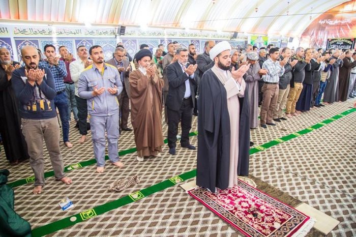 صلاة الجماعة العِبادية في مزار العلوية شريفة بنت الإمامُ الحَسن المُجتبى (عليهما السلام ) بإمامة سماحة الشيخ رؤوف الفتلاويَّ