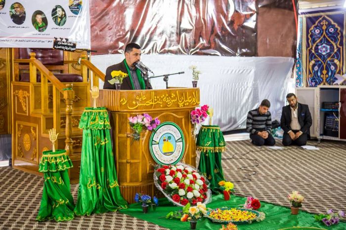 أقامت الأمانة الخاصة لمرقد العلوية شريفة بنت الإمام الحسن المجتبى (عليهما السلام) حفلاً بهيجاً بمناسبة تتويج الإمام المهدي (سلام الله تعالى عليه)