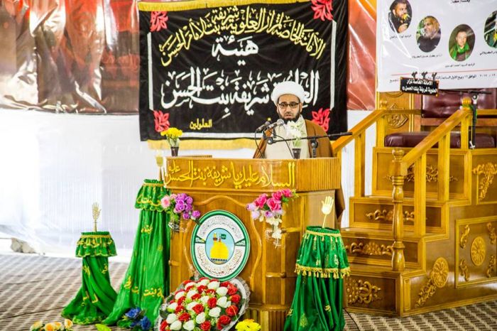 أقامت الأمانة الخاصة لمرقد العلوية شريفة بنت الإمام الحسن المجتبى (عليهما السلام) حفلاً بهيجاً بمناسبة تتويج الإمام المهدي (سلام الله تعالى عليه)