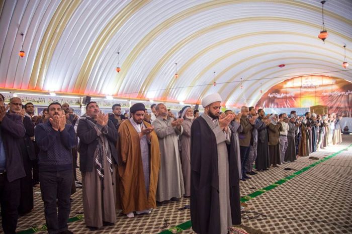 أُقِيمت صلاة الجماعة العِبادية في مزار العلوية شريفة بنت الإمامُ الحَسن المُجتبى (عليهما السلام ) بإمامة سماحة الشيخ رؤوف الفتلاويَّ