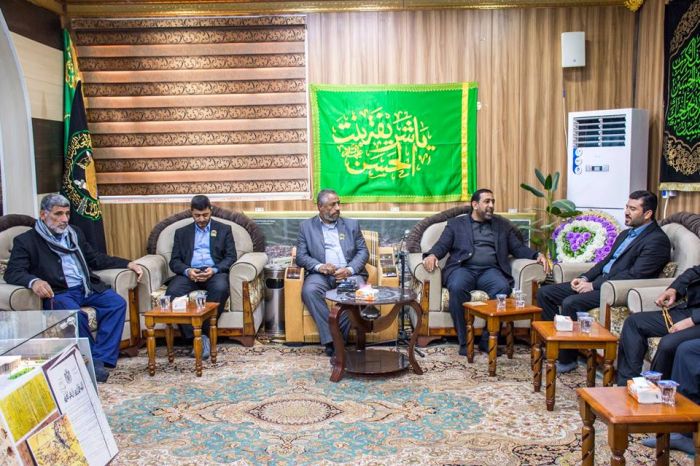 وفد من العتبة العسكرية يتشرف بزيارة العلوية شريفة بنت الامام الحسن المجتبى (ع)
