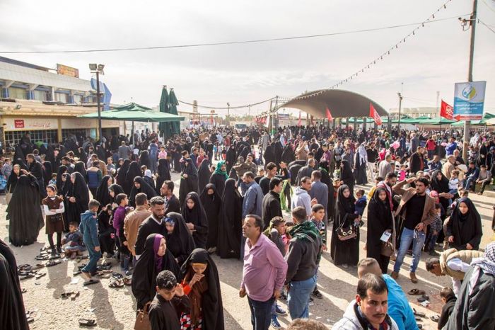 حركة الزائرين في مزار العلوية شريفة بنت الامام الحسن المجتبى (ع)