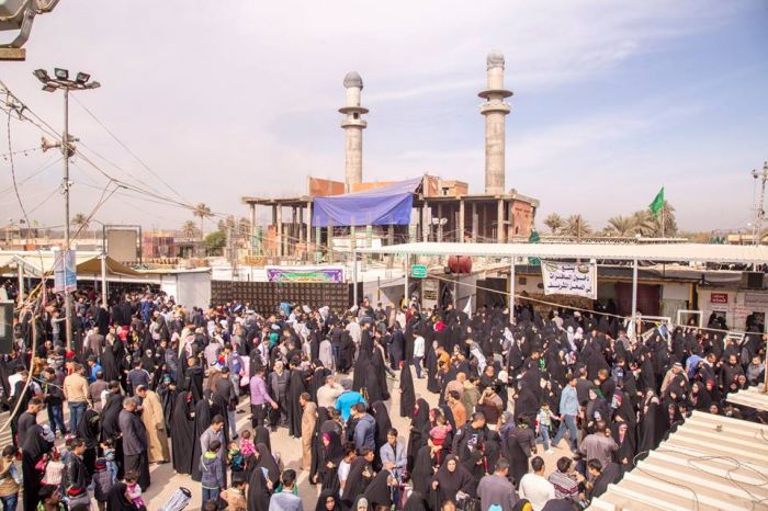 حركة الزائرين في مزار العلوية شريفة بنت الامام الحسن المجتبى (ع)