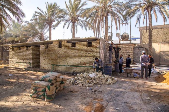 جانب من أعمال الشعبة الهندسية في مرقد العلوية الطاهرة السيدة شريفة بنت الإمام الحسن المجتبى(عليهما السلام)