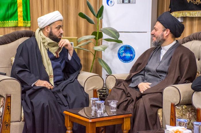 حجة الإسلام والمسلمين السيد عادل الحكيم (دام توفيقه) في ضيافة مرقد السيدة شريفة بنت الامام الحسن المجتبى (ع)