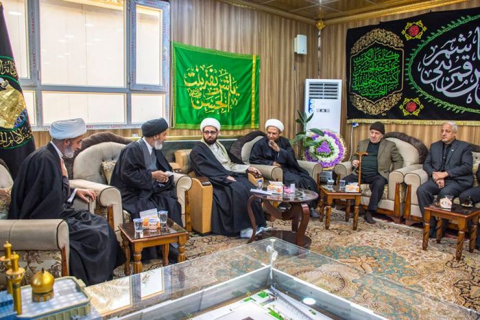 سماحة الشيخ رؤوف الفتلاوي (دام عزه) يستقبل رئيس اللجنة العليا للحشد الشعبي ونائب الأمين العام للمزارات الشيعية الشريفة وقائد شرطة بابل.