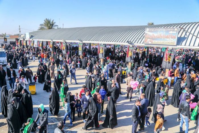 حركة الزائرين في مرقد العلوية شريفة بنت الامام الحسن المجتبى (ع)