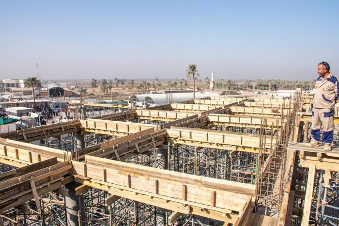 تواصل العمل في مشروع الاعمار والتوسعة .