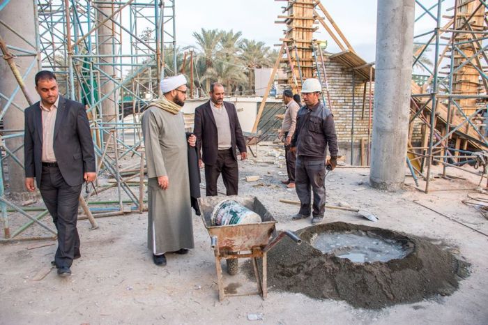 مد شبكة أنابيب لسحب ورفع المياه الجوفية