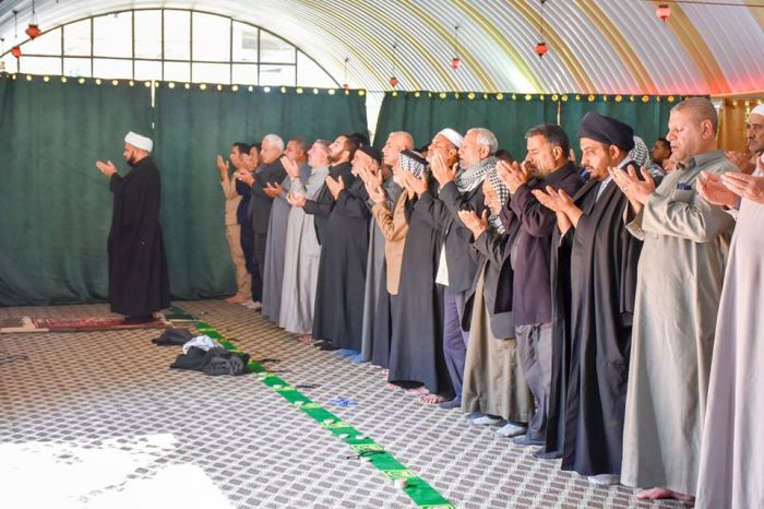 اقيمت صلاة الجماعة المباركة في الصحن الشريف بأمامة سماحة الشيخ رؤوف الفتلاويَّ ( دام توفيقه )
