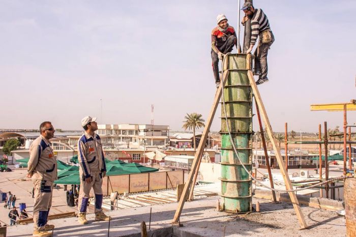 صب اعمدة الرفعة الاخيرة الحرم الشريف المقطع (B)