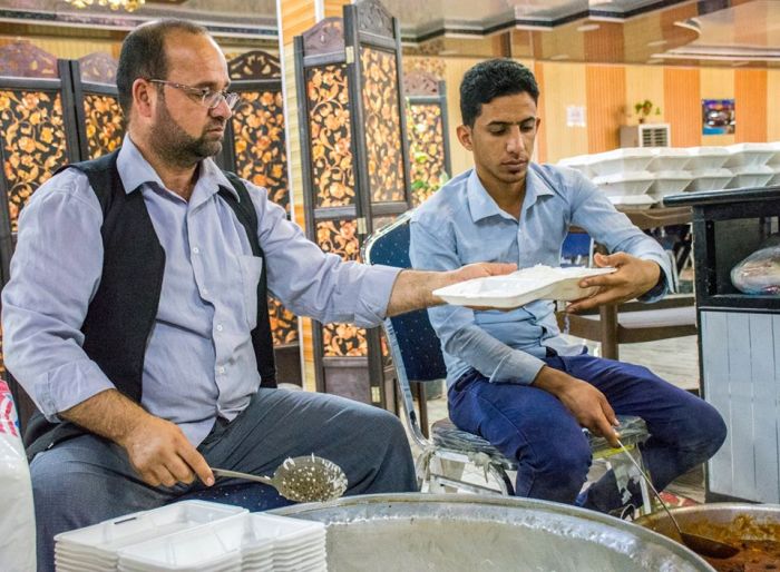 مضيف سبط النبي المجتبى يستضيف زائرين أبنته العلوية شريفة (عليها السلام)