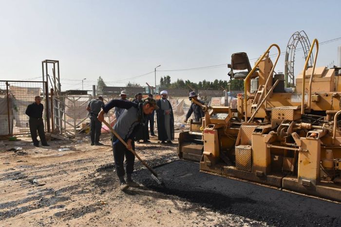 تبليط شوارع ومداخل المرقد الطاهر