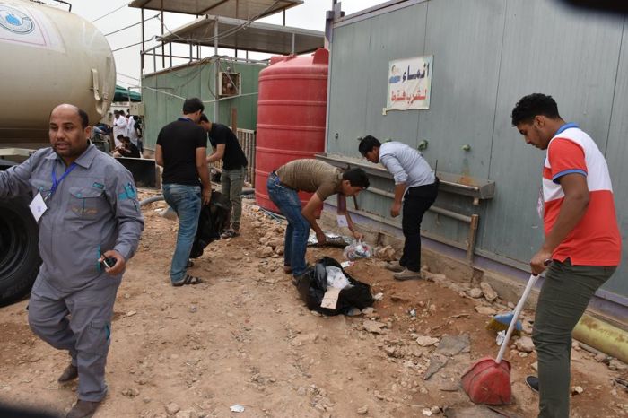 عشرات المتطوعين يشاركون بخدمة زوار العلوية الطاهرة شريفة بنت الامام الحسن (عليهما السلام)