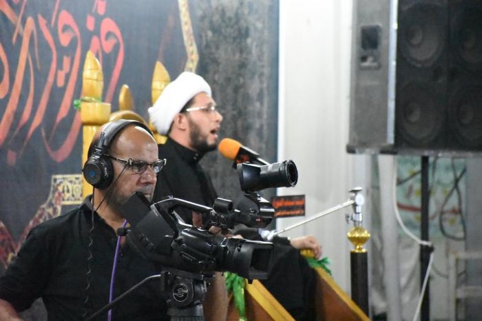 من جوار المرقد المطهر للعلوية شريفة بنت الحسن (عليهما السلام)، المؤمنون يُحيون ليلة القدر الأولى وليلة جرح الإمام علي (ع)