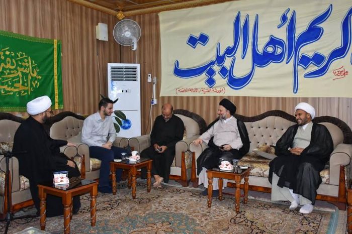 السيد عز الدين الحكيم في ضيافة مرقد العلوية شريفة بنت الامام الحسن المجتبى(ع)