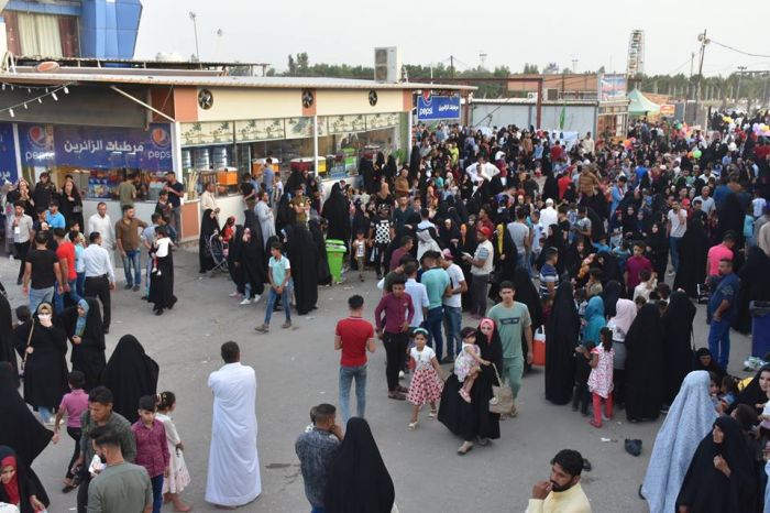 حركة الزائرين في مرقد العلوية شريفة بنت الامام الحسن المجتبى (ع)