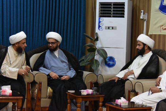 الشيخ طاهرالخاقاني والشيخ خليفه الجوهر في ضيافة طبيبة المعلولين