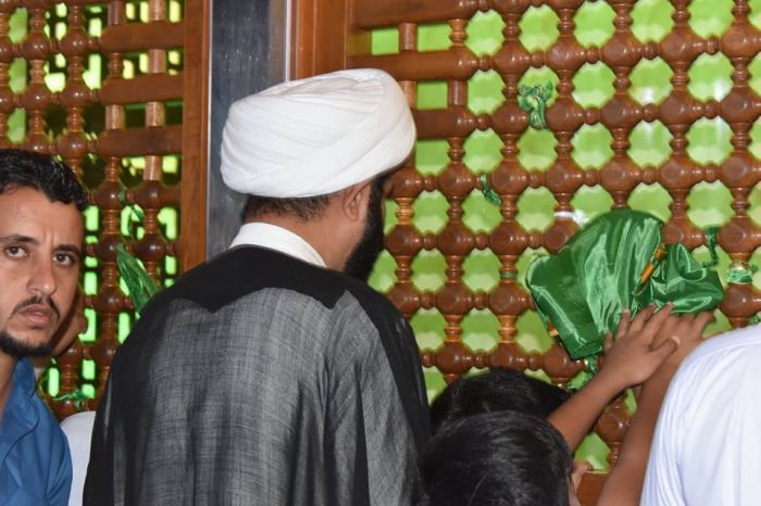 الشيخ طاهرالخاقاني والشيخ خليفه الجوهر في ضيافة طبيبة المعلولين