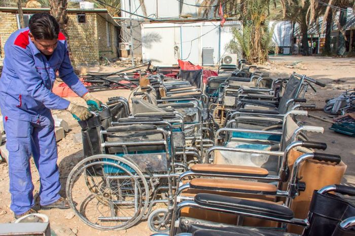باشرت ورشة صيانة عربات المعوقين بصيانة وإعادة تأهيل عربات المعاقين وإعادتها للخدمة مرة أخرى .