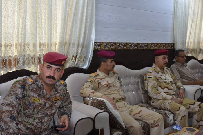 نائب الأمين الخاص لمرقد العلوية الشريفة بنت الإمام الحسن (ع) يستقبل قائد فرقة (17) في الجيش العراقي