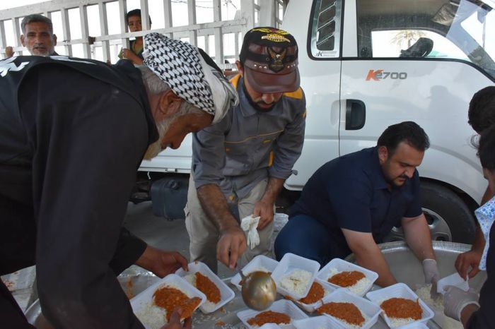 مواكب الخدمة الحسينية ومضيف الامام الحسن في مرقد العلوية الشريفة بنت الامام الحسن المجتبى ( عليهما السلام )