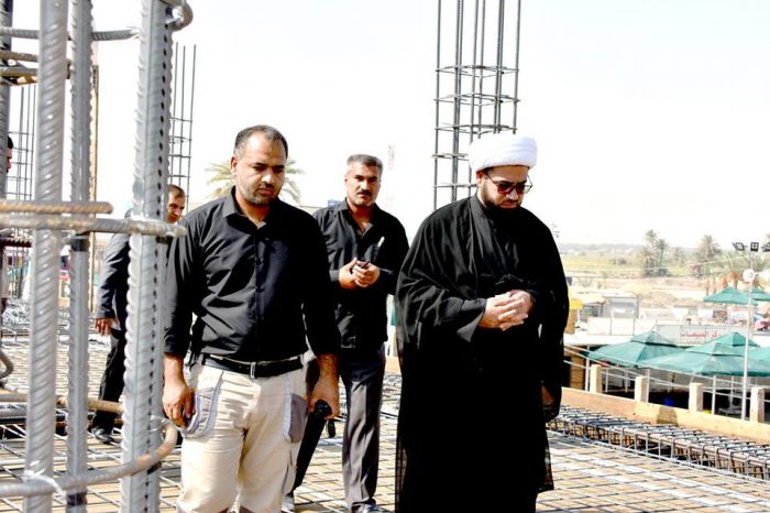 جولة تفقدية للسيد الأمين الخاص في المرقد الشريف.
