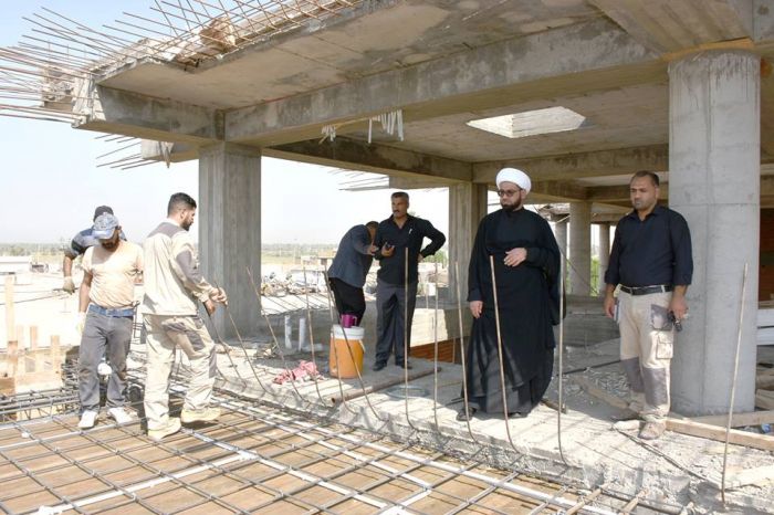 جولة تفقدية للسيد الأمين الخاص في المرقد الشريف.