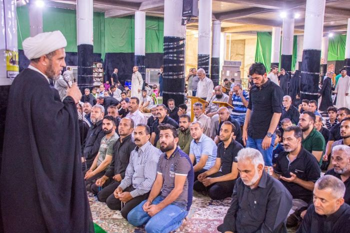 صلاة الجماعة العِبادية في مرقد العلوية شريفة بنت الإمامُ الحَسن المُجتبى (عليهما السلام )