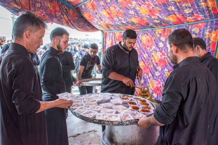المواكب الحسينية في ذكرى استشهاد الأمام السجاد_ع خدمات مباركة ومراسيم مهيبه .