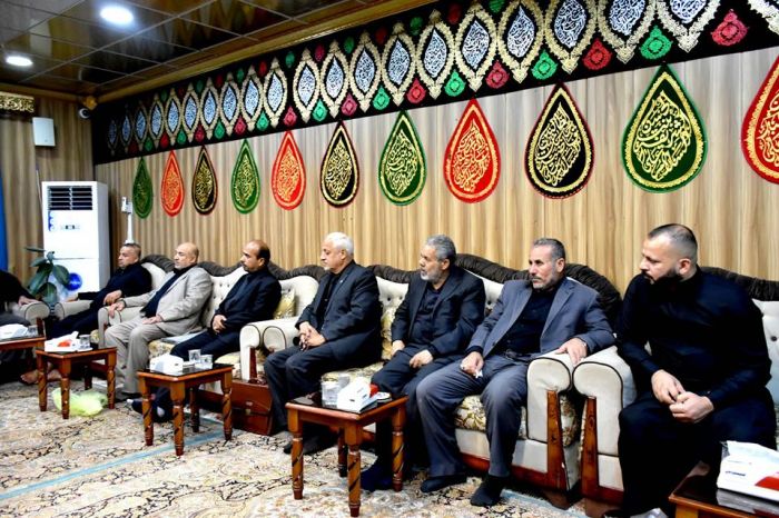 مؤسسة القليل خير من الحرمان الخيرية تكرم الامانة الخاصة لمرقد العلوية الشريفة بنت الامام الحسن (ع)