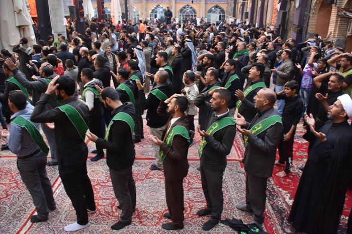 موكب عزاء في مرقد اخيه الامام القاسم ابن موسى الكاظم ( ع ) لأحياء ذكرى استشهاد ثامن الحجج الامام الضامن علي ابن موسى الرضا (ع )