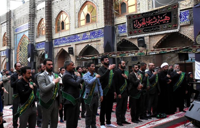 موكب عزاء في مرقد اخيه الامام القاسم ابن موسى الكاظم ( ع ) لأحياء ذكرى استشهاد ثامن الحجج الامام الضامن علي ابن موسى الرضا (ع )