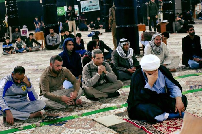 استمرار المحاضرات الدينية في مرقد العلوية الشريفة بنت الامام الحسن المجتبى (عليهما السلام )