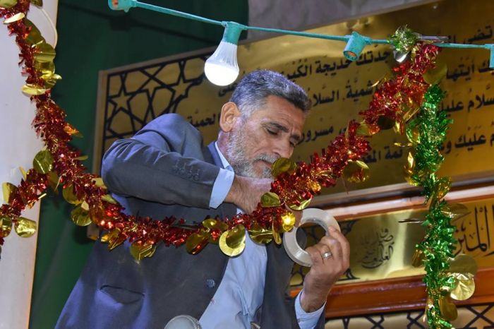 تزين سرداب السيدة نرجس خاتون في المرقد الطاهر تزامنا مع مولد سيد الكائنا