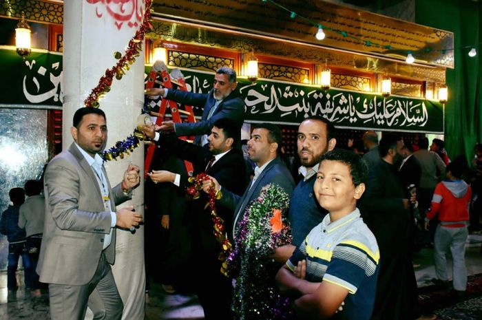 تزين سرداب السيدة نرجس خاتون في المرقد الطاهر تزامنا مع مولد سيد الكائنا