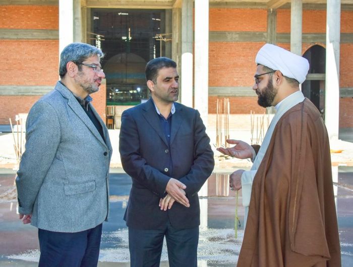جولة تفقدية للشيخ رؤوف الفتلاوي ( دام عزة ) الأمين الخاص في المرقد الطاهر .