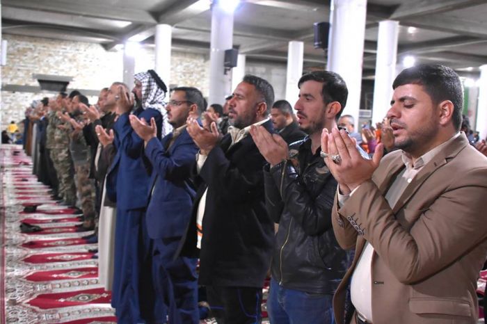 صلاة الجماعة العِبادية في مرقد العلوية الشريفة بنت الإمامُ الحَسن المُجتبى (عليهما السلام )