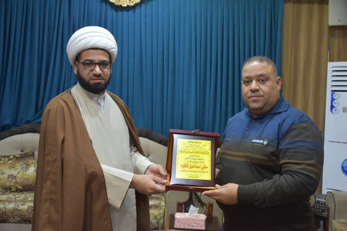 شهادة تقديرية ودرع الوفاء والخدمة للمدرب الاكاديمي العسكري في وزارة الداخلية ومدرب حماية الشخصيات للعتبة العباسية المقدسة