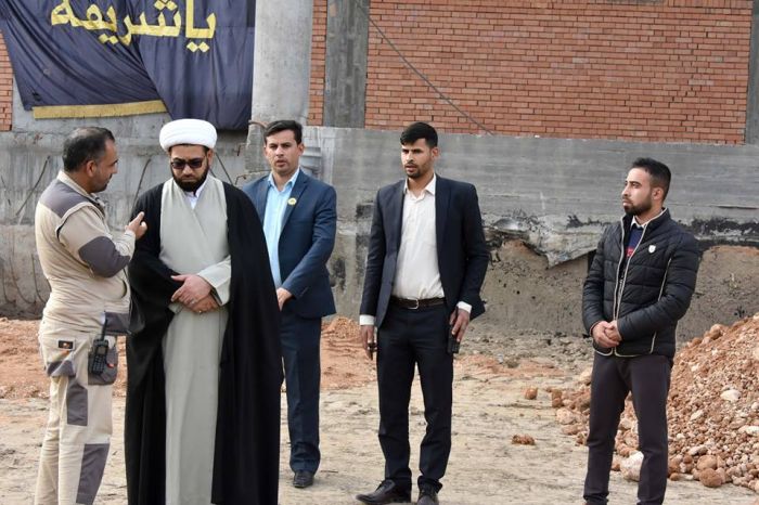 اكساء ارضية الرواق الشرقي للمرقد الطاهر بمادة السبيس