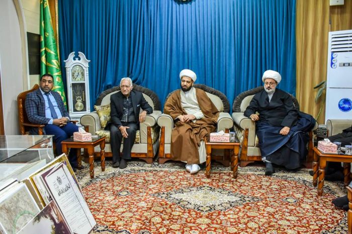 أقامت شعبة الشؤون الفكرية والثقافية في المرقد الشريف ندوتها العلمية الثقافية الثانية تحت عنوان : (بلاغة التعبير القرآني)