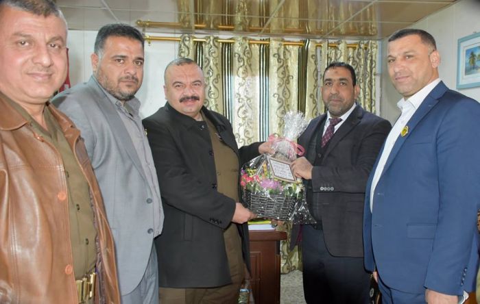 بمناسبة ترقية السادة الضباط في قوة حماية المزارات الشيعية الشريفة تتقدم الامانه الخاصة للمرقد الطاهر بأسمى ايات التهاني والتبريكات بهذه المناسبة السعي