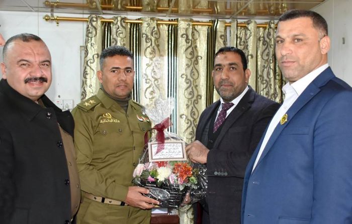 بمناسبة ترقية السادة الضباط في قوة حماية المزارات الشيعية الشريفة تتقدم الامانه الخاصة للمرقد الطاهر بأسمى ايات التهاني والتبريكات بهذه المناسبة السعي